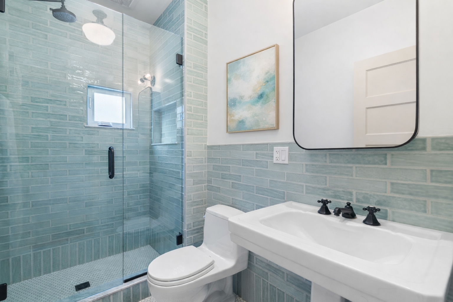 DDF5B886-A3AA-4C17-BAF3-31D085D60608